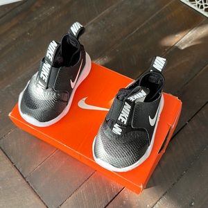 Nike Flex Runner Toddler - 3c